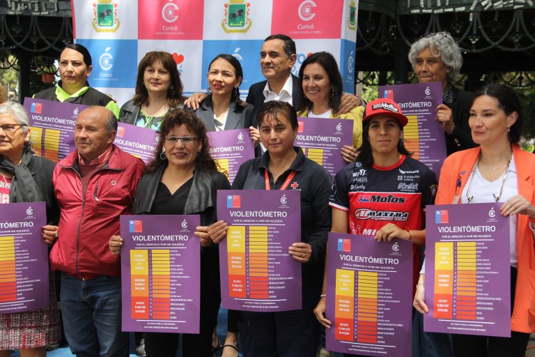 Realizan acto de conmemoración por el Día de la No Violencia Hacia la Mujer