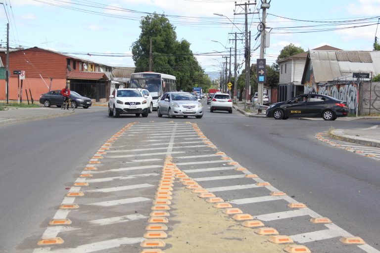 Ciclistas cuestionan proyecto de avenida Diego Portales