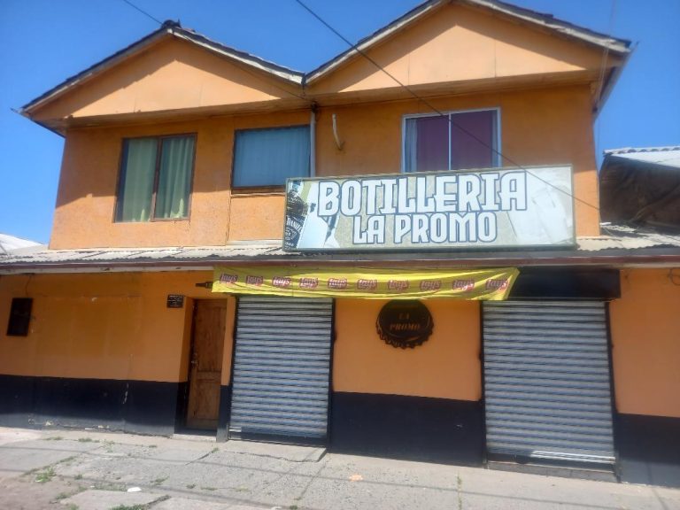 Violento asalto a botillería en Curicó