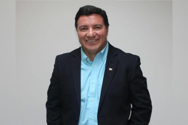 Marcelo Lobos analiza posible candidatura a la alcaldía de Molina