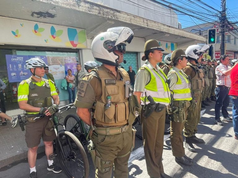 Frustran millonario asalto a joyería en pleno centro de Curicó