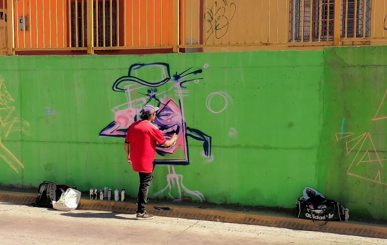 Grafiteros participaron en encuentro realizado en paso bajo nivel Freire