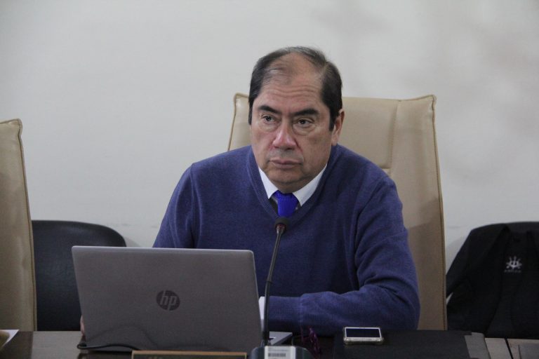 Emplazan a autoridades para apurar habilitación total de nuevo hospital curicano