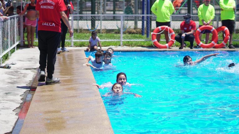Piscinas municipales de Talca ya abrieron sus puertas a la comunidad