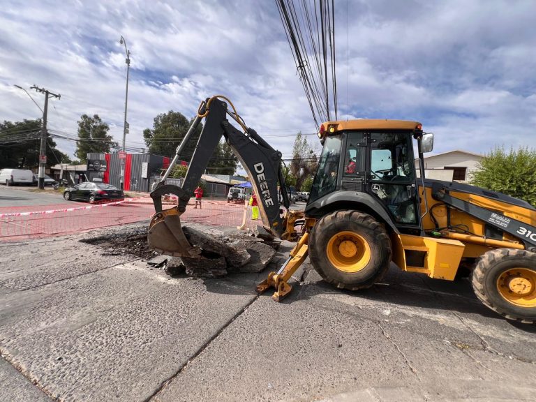 Municipio empuja plan de reparación de calles en Talca