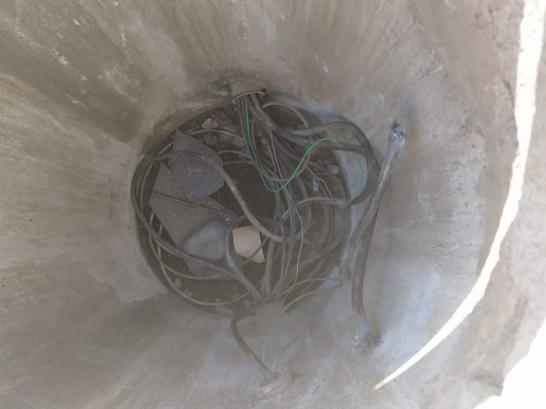 Robo de fibra óptica deja varios cruces sin semáforos en Talca