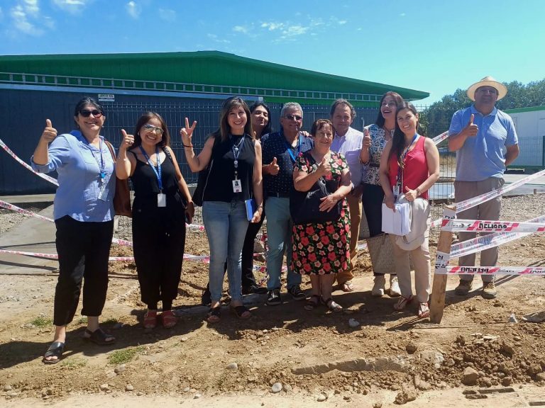 Licantén: En visita guiada vecinos conocen avances en la implementación de módulos