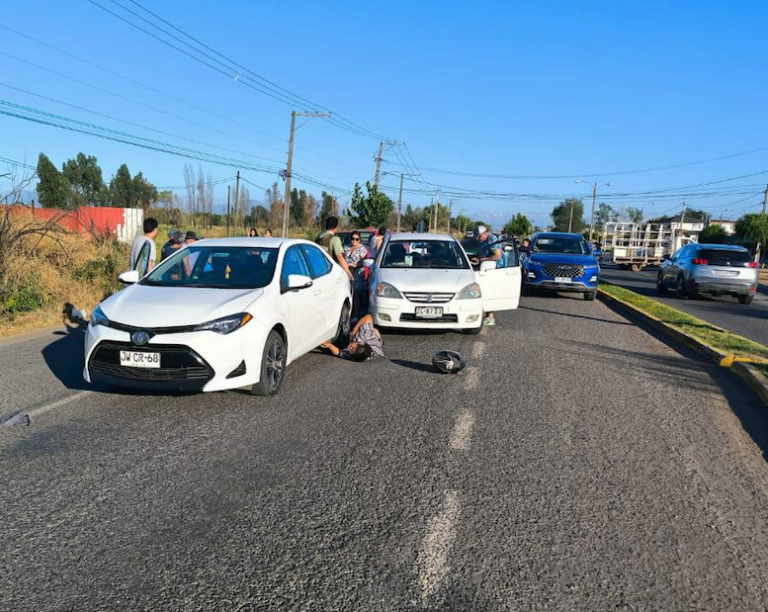 Violento choque deja un muerto y dos heridos