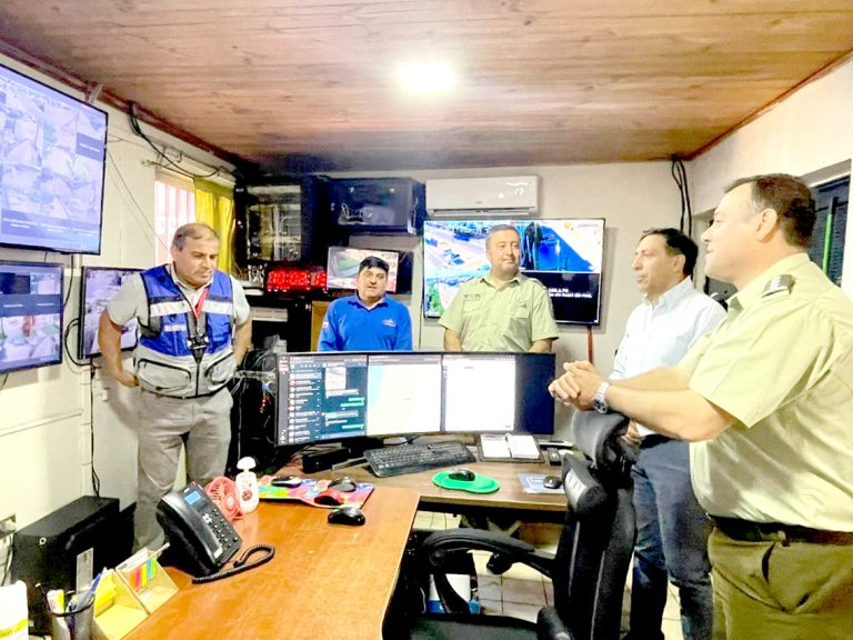 Prefecto de Carabineros se reúne con alcaldes de la provincia de Curicó