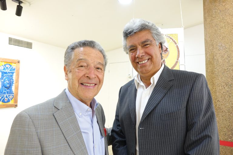 Homenaje en vida al maestro Patricio Cobos