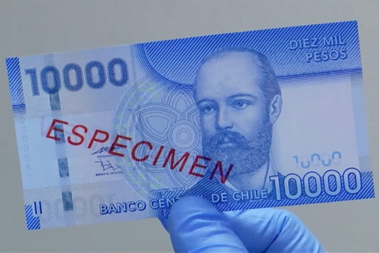 Tras las rejas sujeto que portaba más de dos millones de pesos en billetes falsos