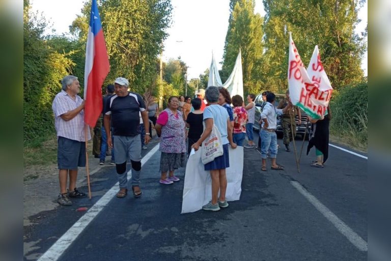 Vecinos reclaman desvío ilegal del caudal de un canal en Potrero Grande