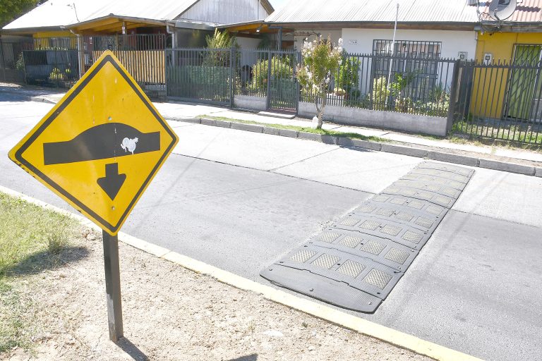 En licitación pública habilitación  de nuevos reductores de velocidad