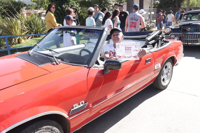 Vecinos de Rauco recibieron felices la caravana de la Expo Raid 2024