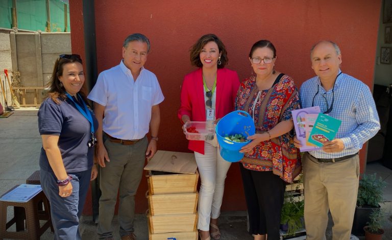 Fomentan el reciclaje de residuos orgánicos en viviendas de San Javier