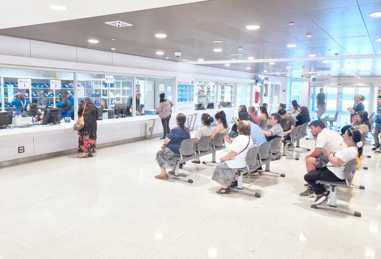 Esperan que a mediados de marzo el nuevo Hospital de Curicó esté funcionado “al 100%”