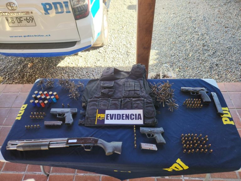 Detectives detienen a autores de crimen en servicentro de Curicó