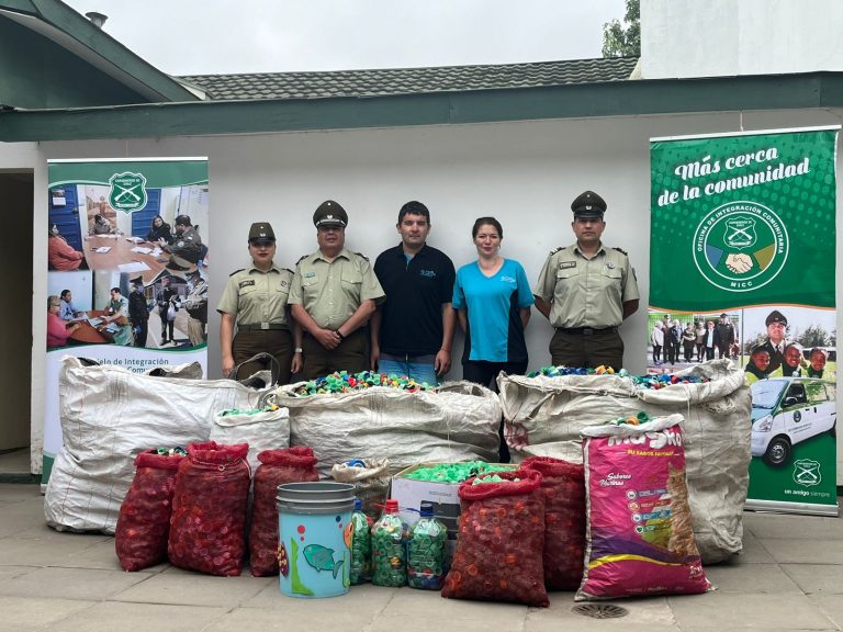 Carabineros y comunidad reunieron 700 kilos de tapitas para ayudar a menores con cáncer