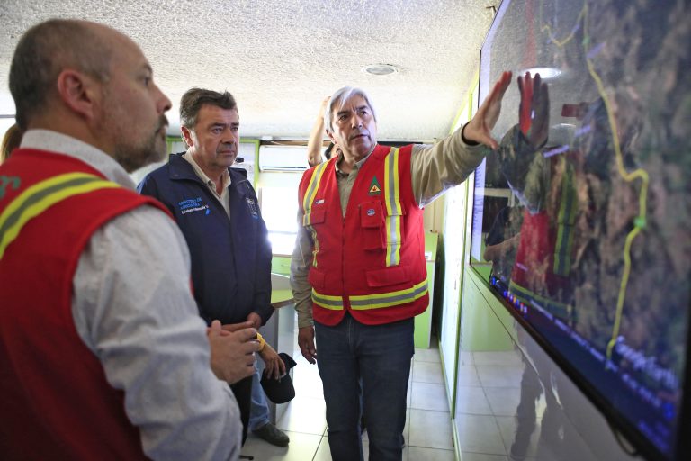 Ministro de Agricultura llama a aumentar los esfuerzos en la prevención de incendios