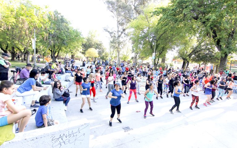Alameda curicana recibirá  Zumbatón familiar masiva