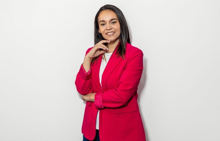 Conozca a María Teresa Bravo: Quiere ser la primera alcaldesa de Vichuquén