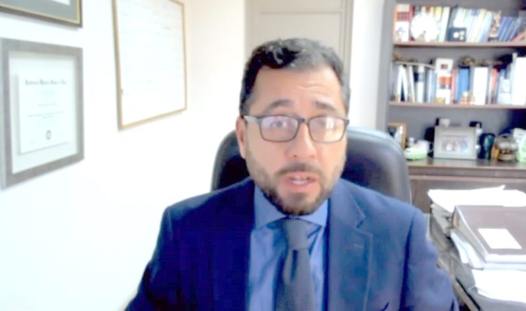 Condenan a dueño de funeraria por falsificar certificados de defunción