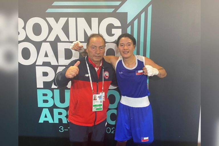 Denisse Bravo golpea en Italia