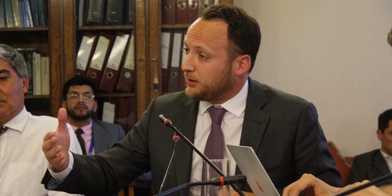 “Debemos terminar definitivamente con la violencia en los estadios”