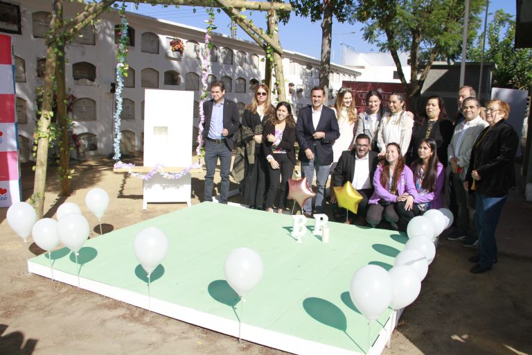 En una emotiva ceremonia se dio el vamos a construcción de Mausoleo para Bebés Estrellas