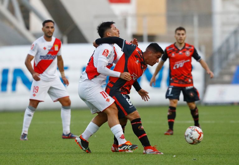 Números al debe y panorama incierto