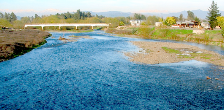 Recuerdan compromiso para retirar restos de antiguo puente
