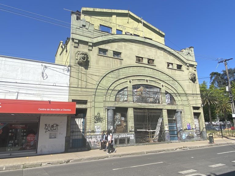 Recalcan que se está trabajando en evaluar la “rentabilidad social” del Teatro Victoria