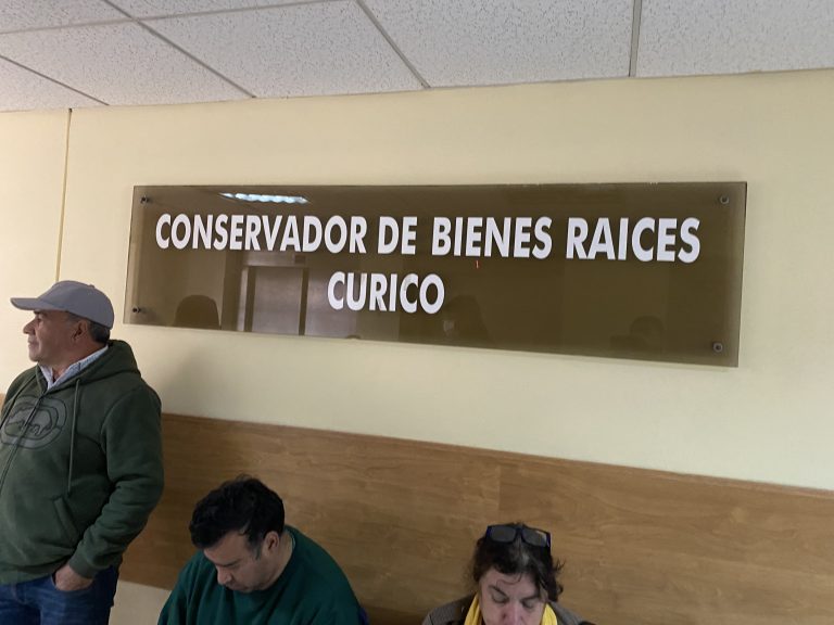 Sigue en prisión preventiva funcionario del Conservador de Bienes Raíces de Curicó