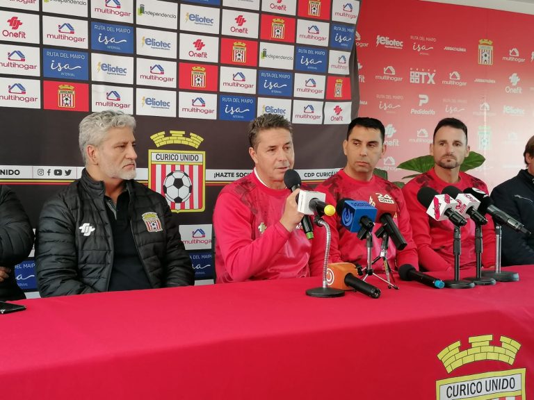 Héctor Almandoz es el nuevo DT del curi