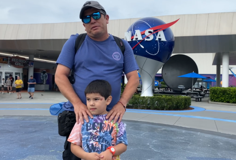 Experiencia de niño maulino que viajó a la NASA quedó plasmada en documental