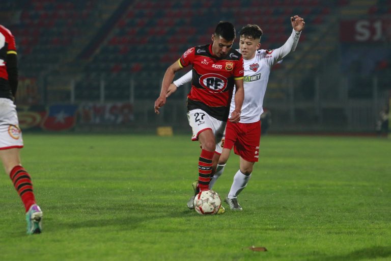 En un entretenido encuentro Rangers igualó con Ñublense