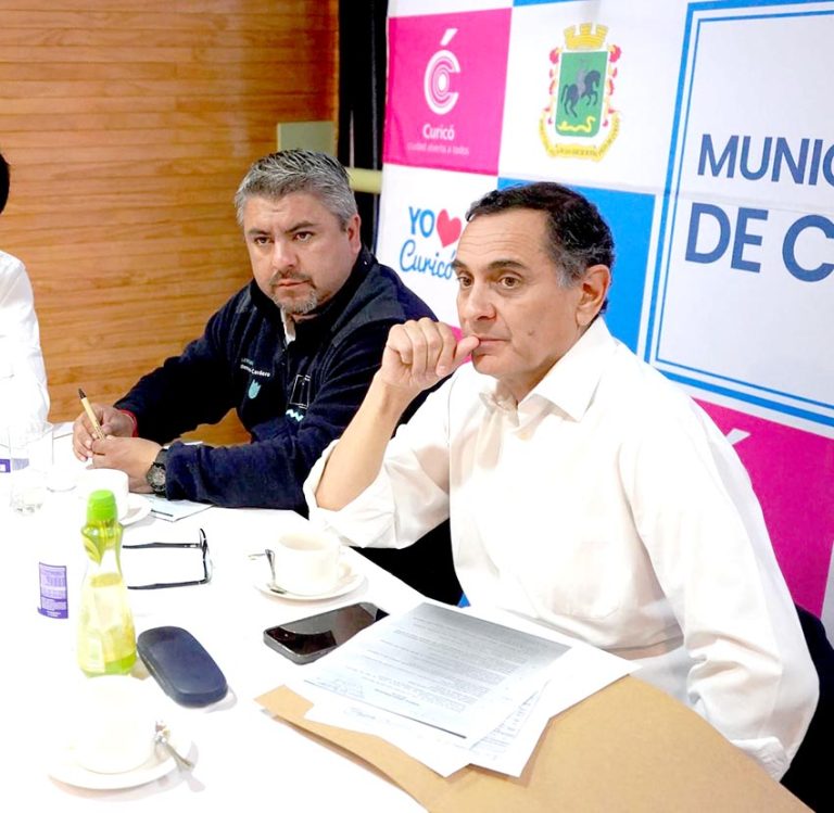 Alcalde cuestionó gestión de exseremi ligada a proceso de recuperación de conectividad vial