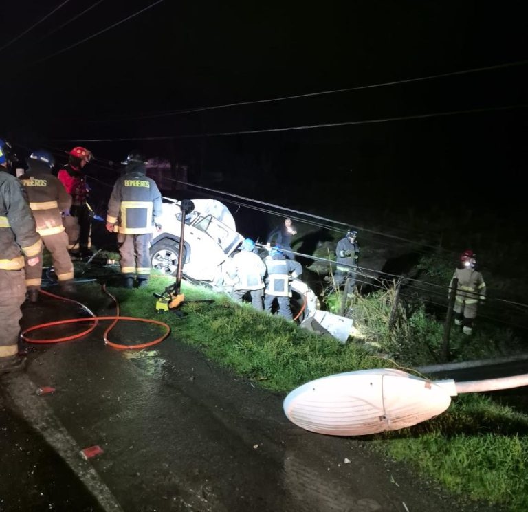 Dos mujeres fallecieron en un violento choque en la ruta J-60