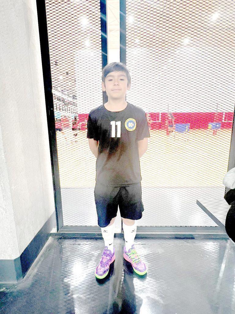 Voleibolista busca un padrino