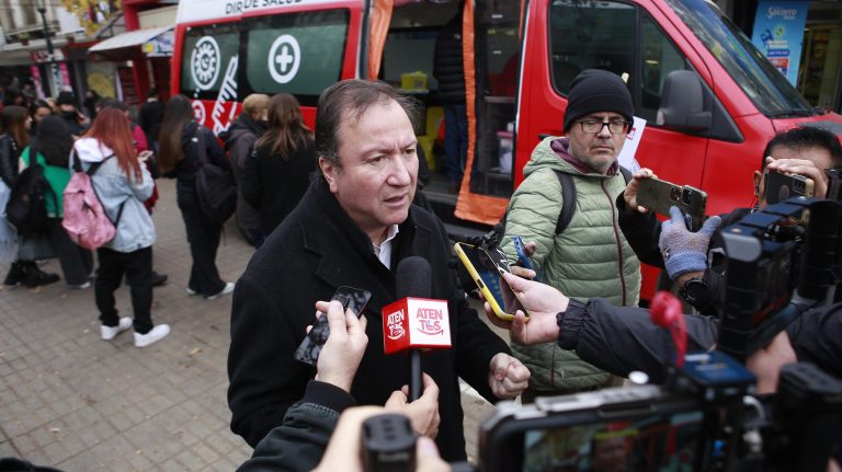 Alcalde de Talca pide envío de más dosis de vacunas contra la Influenza