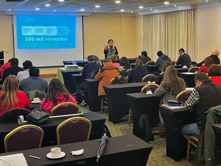 Alumnos de Curicó y Talca conocen habilidades para enfrentar futuro laboral