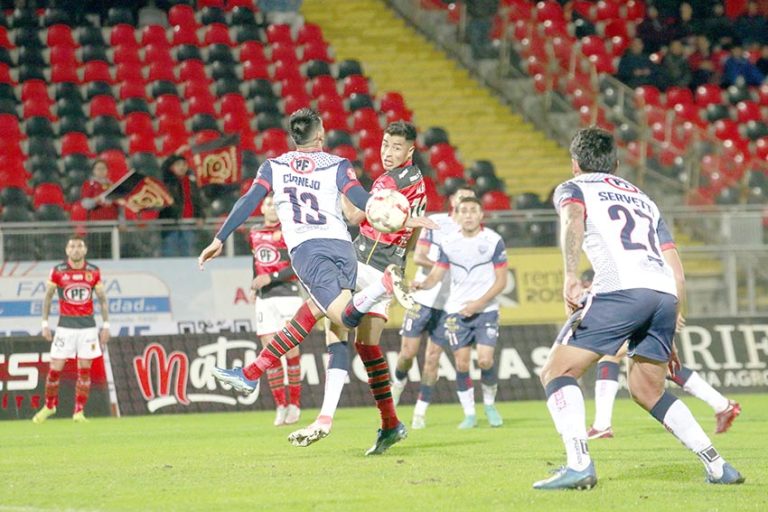Rangers en pobre presentación decepciona tras perder ante Recoleta por 2 a 1 en casa