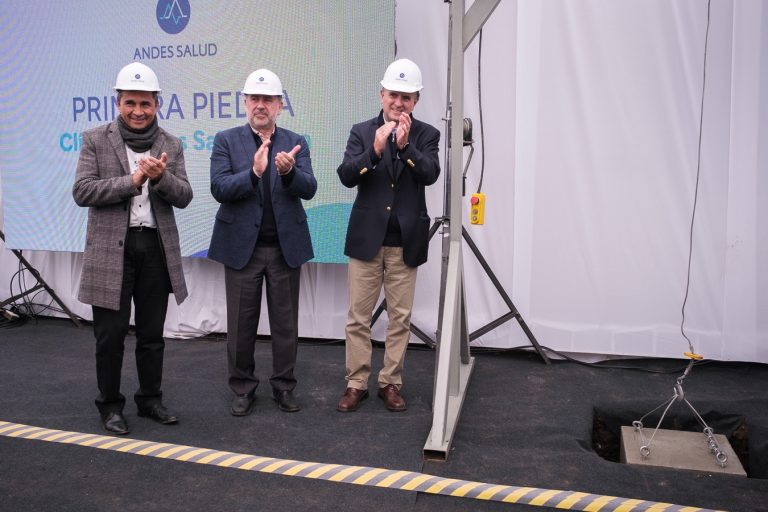 Se colocó la primera piedra de la Clínica Andes en Talca