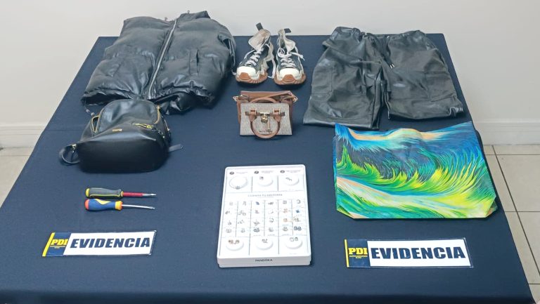 Tras las rejas quedaron mujeres  que perpetraron robo a joyería