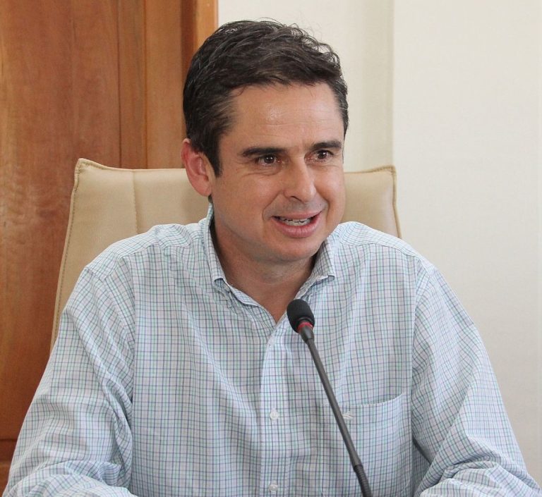 Concejal Sanz reiteró llamado a combatir la inmigración ilegal