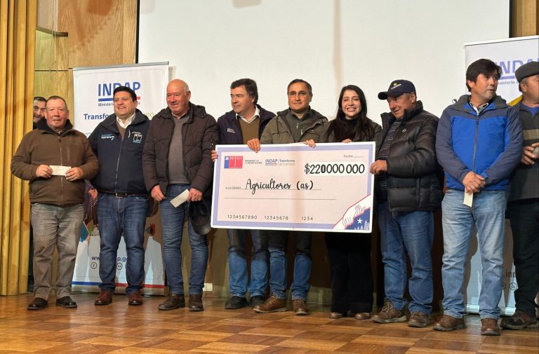 Agricultores recibieron incentivos del programa de cultivos tradicionales y SAT de Linares