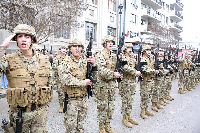 Se realizó el Juramento a la  Bandera en la capital regional