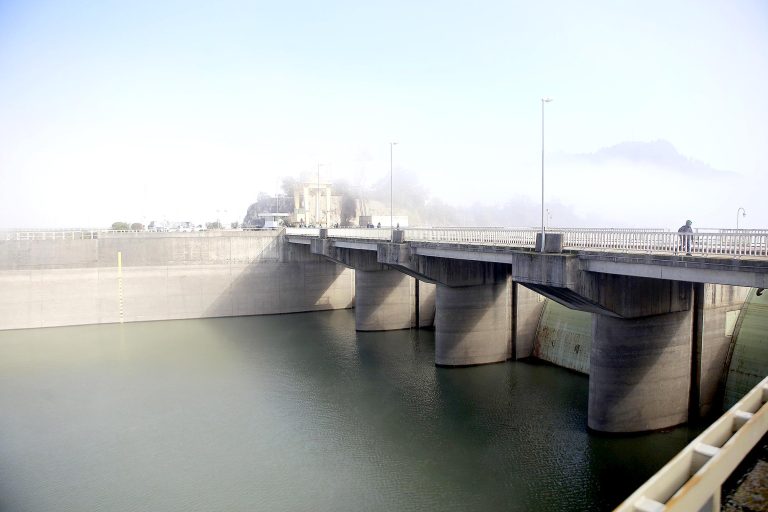 El embalse Colbún posee un superávit hídrico