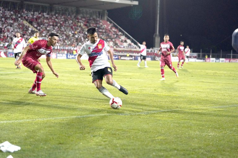 El Curi ya conoce programación