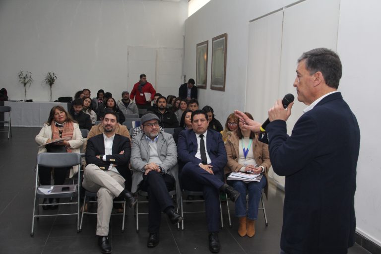 Seminario abordó la necesidad de avanzar hacia una ciudad inteligente